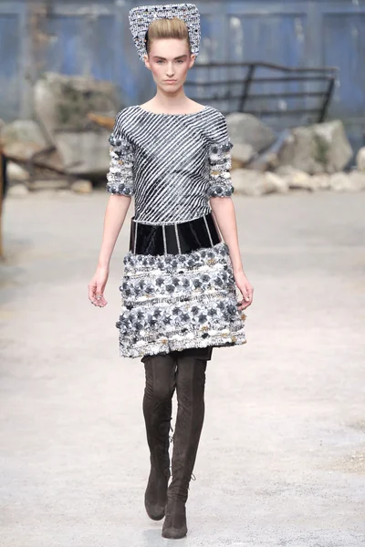 Look 36